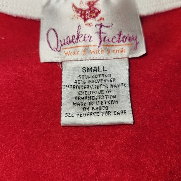 Quacker Factory Red Vintage Christmas Embroided Pingouins Cardigan Sweater S - Picture 9 of 11